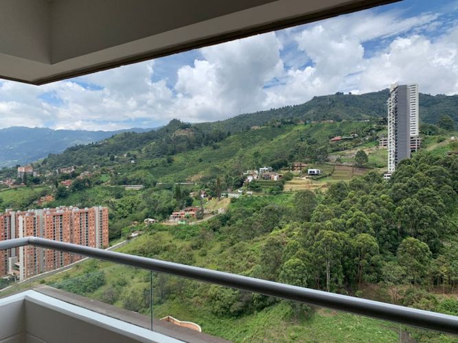 Apartamento de 2 alcobas en venta en Sabaneta Real, Sabaneta, 90 m² · foto 6 de 10