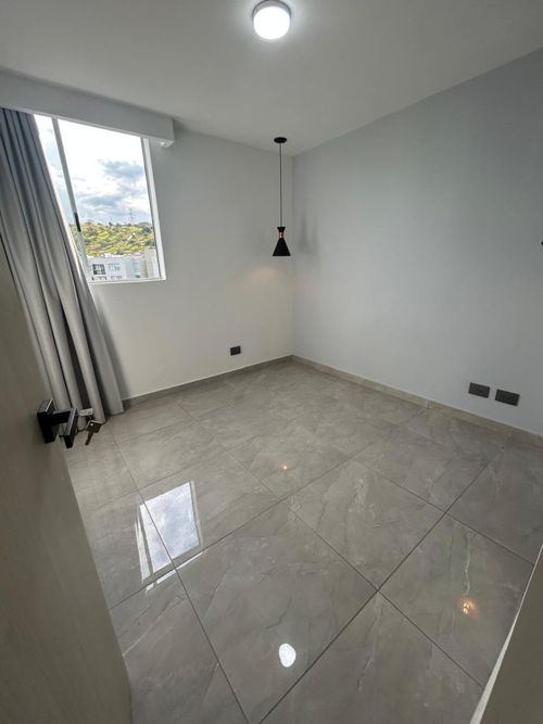 Apartamento de 2 alcobas en venta en Zona Industrial, Yumbo, 55 m² · foto 8 de 14