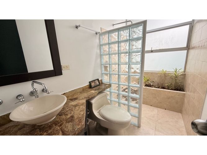 Casa de 3 alcobas en venta en Armenia, 300 m² · foto 21 de 24