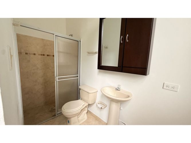 Casa de 3 alcobas en venta en Armenia, 300 m² · foto 24 de 24