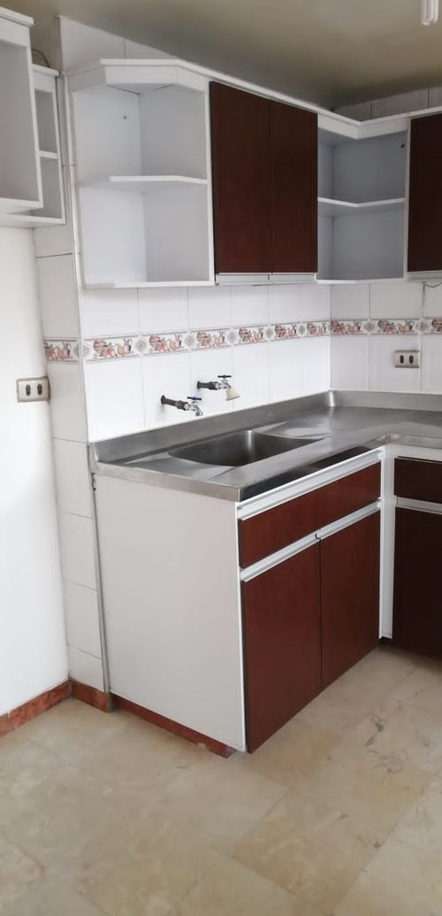 Apartamento de 3 alcobas en venta en Rincon De Mandalay, Bogotá, 70 m² · foto 3 de 24