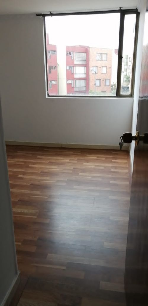 Apartamento de 3 alcobas en venta en Rincon De Mandalay, Bogotá, 70 m² · foto 5 de 24