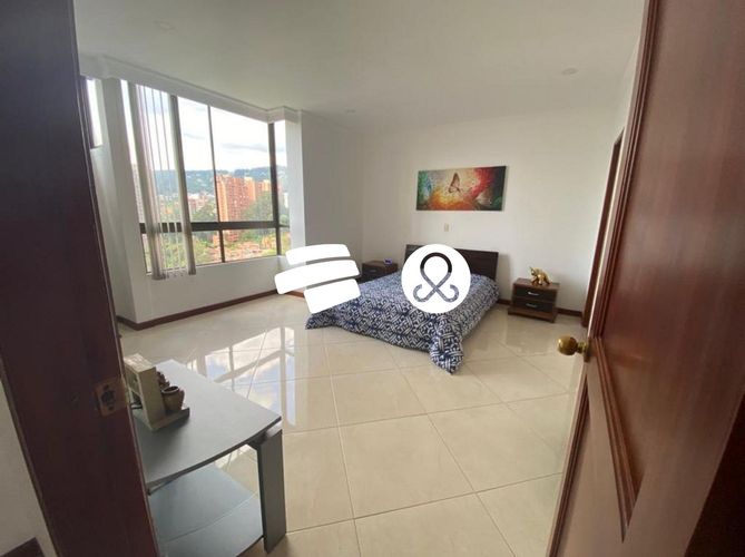 Apartamento de 4 alcobas en venta en El Poblado, Medellín, 405 m² · foto 8 de 21