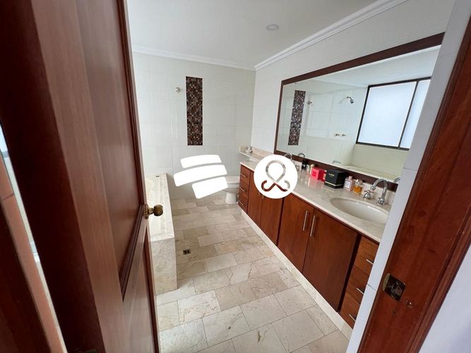Apartamento de 4 alcobas en venta en El Poblado, Medellín, 405 m² · foto 12 de 21