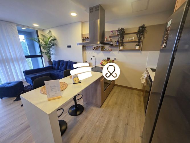 Apartamento de 1 alcoba en venta en El Poblado, Medellín, 48 m² · foto 3 de 12