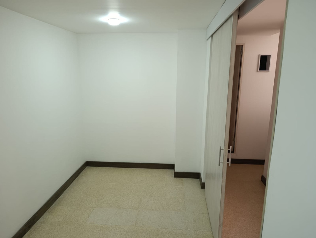 1BR Apartment in Calasanz (47 m²) for Sale - 3