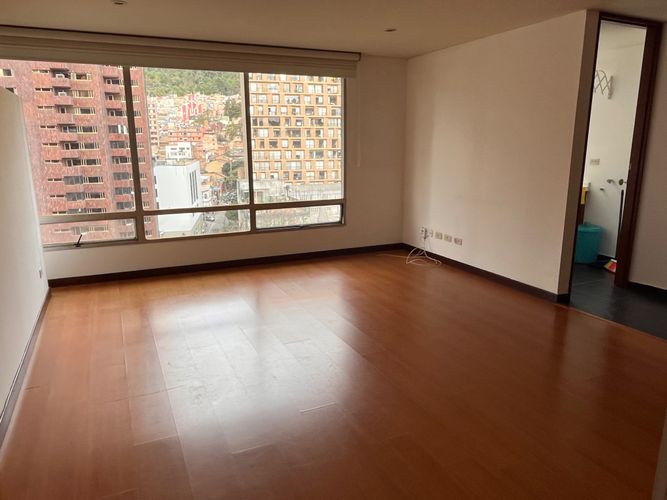 Apartaestudio en venta en Centro Internacional, Bogotá, 50 m² · foto 3 de 20