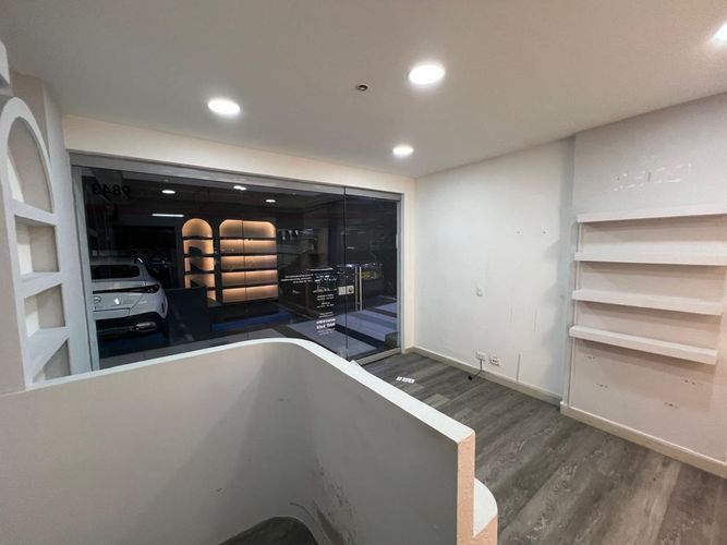 Local en arriendo en El Poblado, Medellín, 30 m² · foto 10 de 13