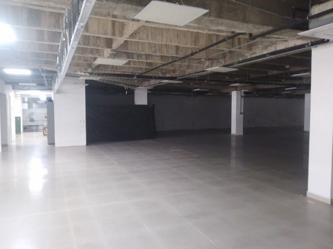 Oficina en venta en San Juan Bautista, Itagüí, 2629 m² · foto 7 de 17