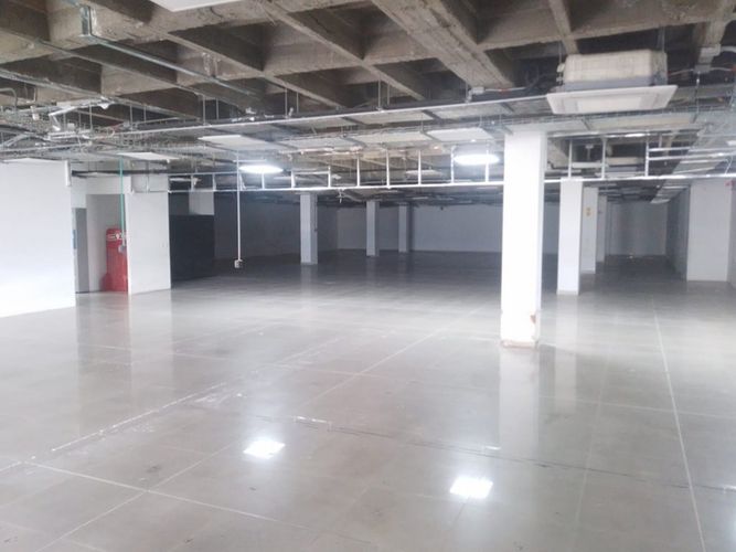 Oficina en venta en San Juan Bautista, Itagüí, 2629 m² · foto 8 de 17