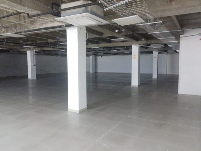 Oficina en venta en San Juan Bautista, Itagüí, 2629 m² · foto 14 de 17