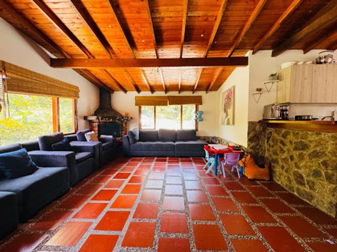 Casa de 2 alcobas en venta en San Nicolas, La Ceja, 300 m² · foto 2 de 21