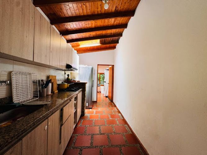 Casa de 2 alcobas en venta en San Nicolas, La Ceja, 300 m² · foto 4 de 21