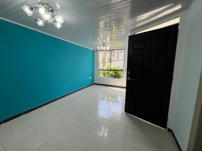 Casa de 5 alcobas en venta en La Macarena, Pereira, 99 m² · foto 7 de 18