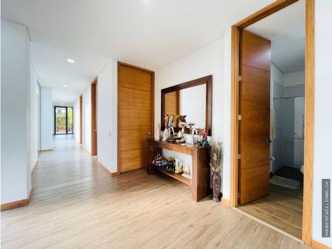 Casa de 5 alcobas en venta en San Nicolas, La Ceja, 580 m² · foto 9 de 24