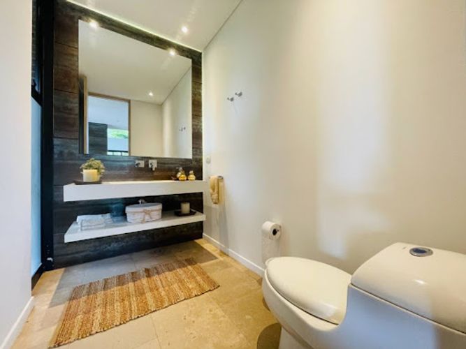 Casa de 5 alcobas en venta en Guamito, La Ceja, 550 m² · foto 17 de 24