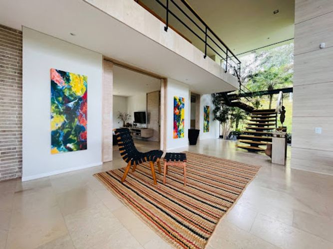 Casa de 5 alcobas en venta en Guamito, La Ceja, 550 m² · foto 18 de 24