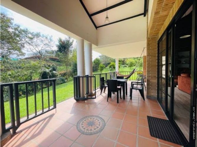 Finca en venta en El Carmen De Viboral, El Carmen de Viboral, 374 m² · foto 5 de 20