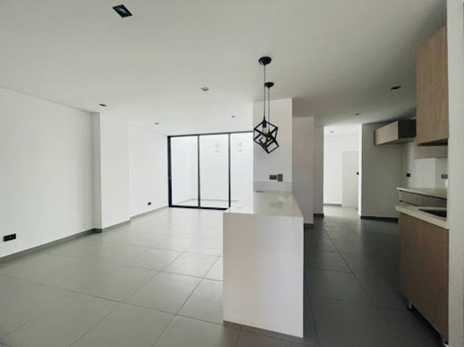 Casa de 3 alcobas en venta en San Nicolas, La Ceja, 154 m² · foto 2 de 16