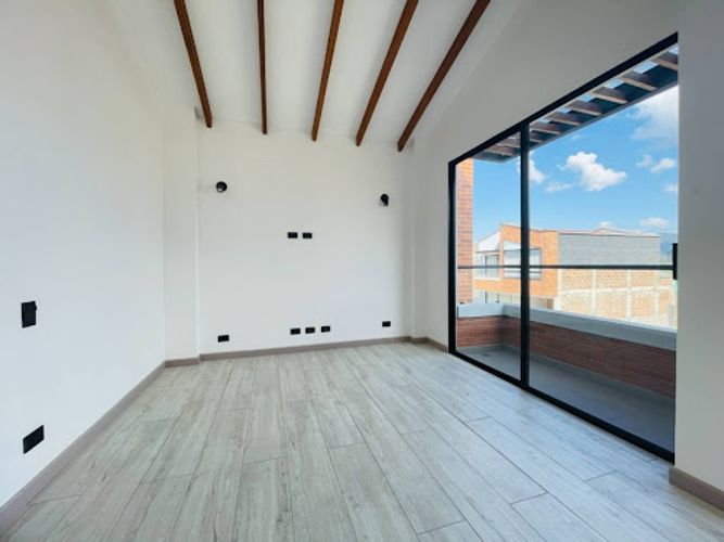 Casa de 3 alcobas en venta en San Nicolas, La Ceja, 154 m² · foto 10 de 16