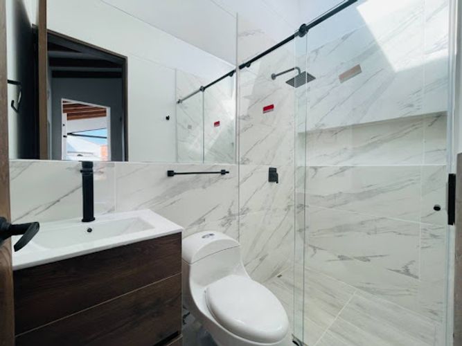 Casa de 3 alcobas en venta en San Nicolas, La Ceja, 154 m² · foto 12 de 16