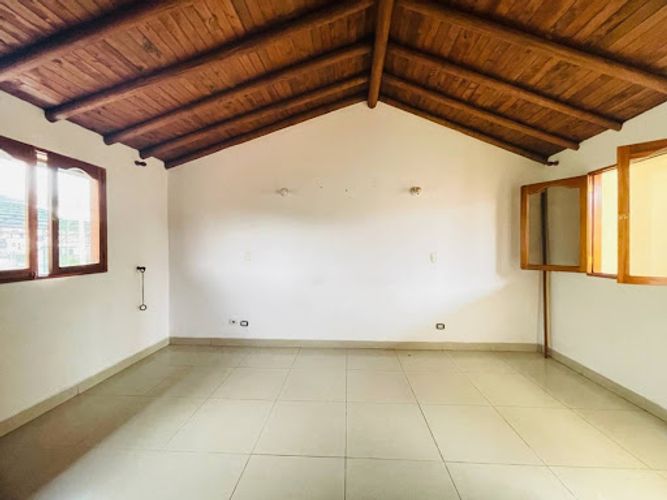 Casa de 4 alcobas en venta en San Nicolas, La Ceja, 154 m² · foto 13 de 19