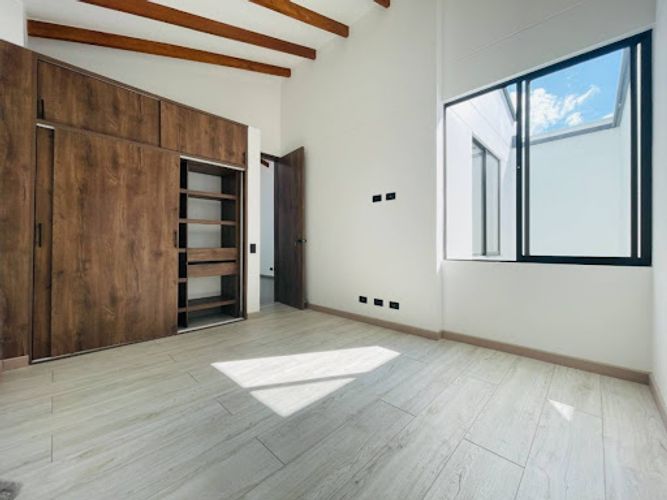 Casa de 3 alcobas en venta en San Nicolas, La Ceja, 154 m² · foto 15 de 16