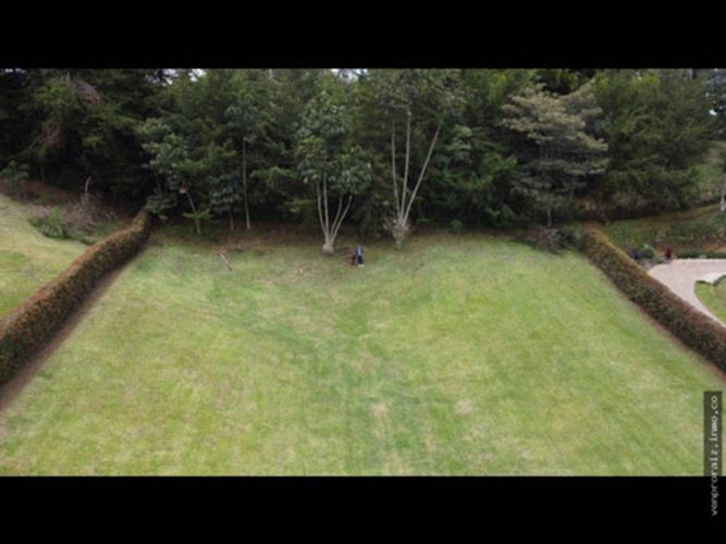 Lote en venta en San Nicolas, La Ceja, 2500 m² · foto 3 de 6