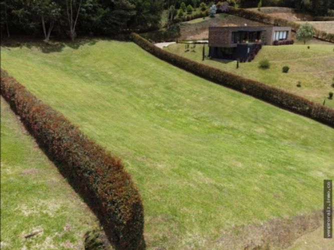 Lote en venta en San Nicolas, La Ceja, 2500 m² · foto 4 de 6