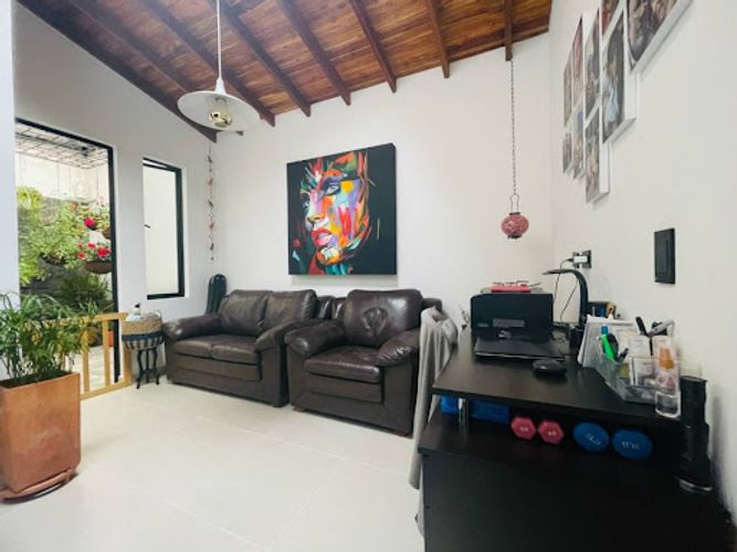 Casa de 2 alcobas en venta en San Nicolas, La Ceja, 120 m² · foto 10 de 21