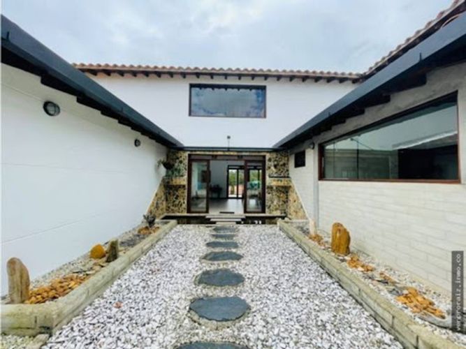 Finca en venta en San Nicolas, La Ceja, 560 m² · foto 3 de 21
