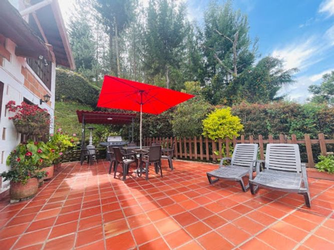Casa de 3 alcobas en venta en San Nicolas, La Ceja, 270 m² · foto 4 de 24