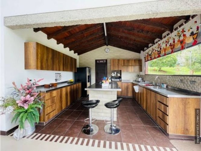 Finca en venta en San Nicolas, La Ceja, 560 m² · foto 6 de 21