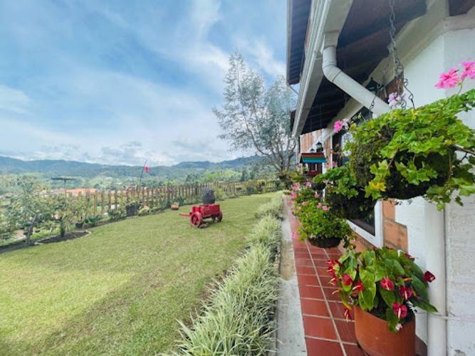 Casa de 3 alcobas en venta en San Nicolas, La Ceja, 270 m² · foto 5 de 24