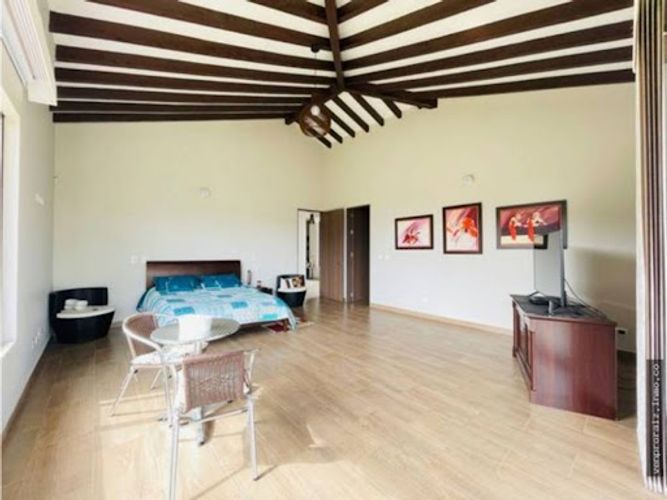 Finca en venta en El Carmen De Viboral, El Carmen de Viboral, 430 m² · foto 14 de 21