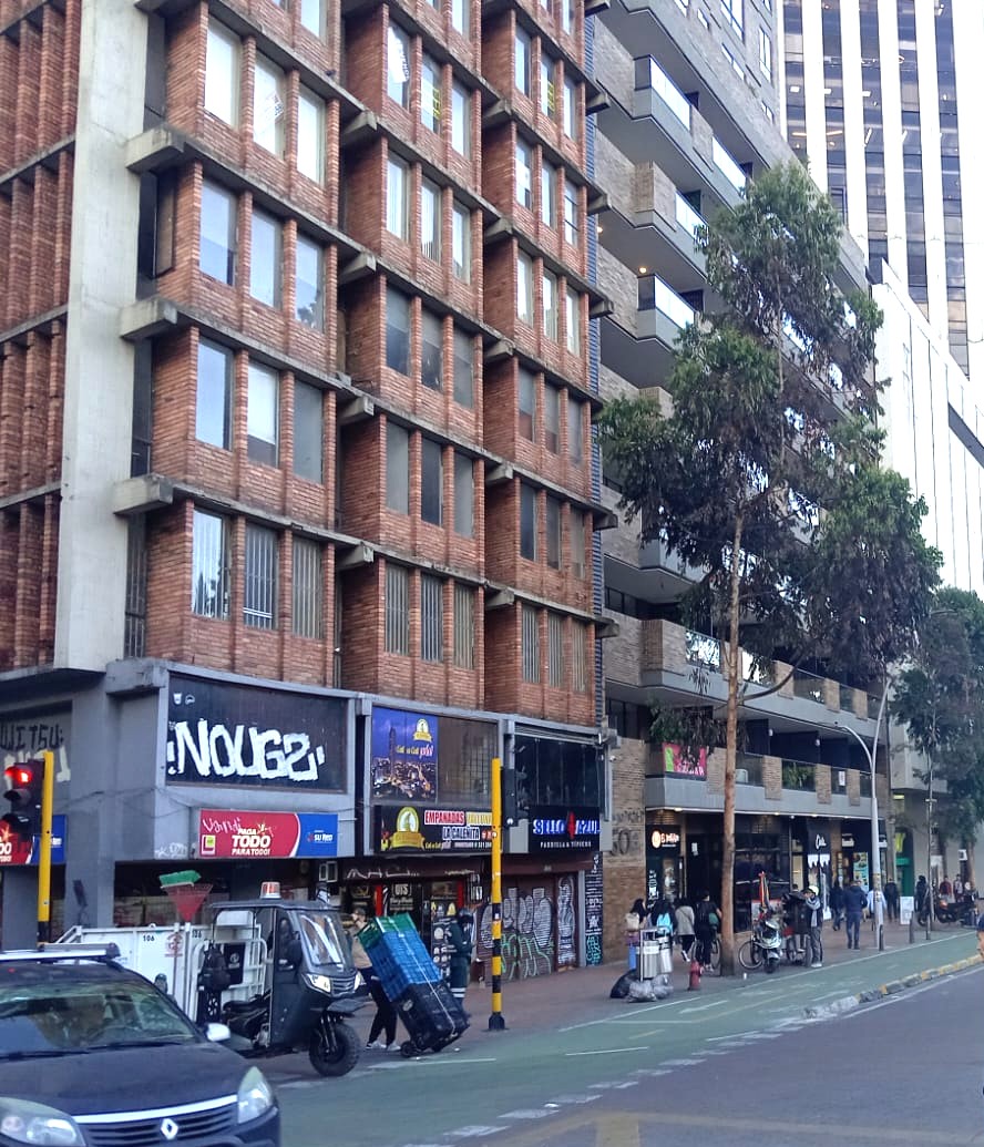 Apartamento en venta en Las Nieves, Bogotá · foto 2 de 16