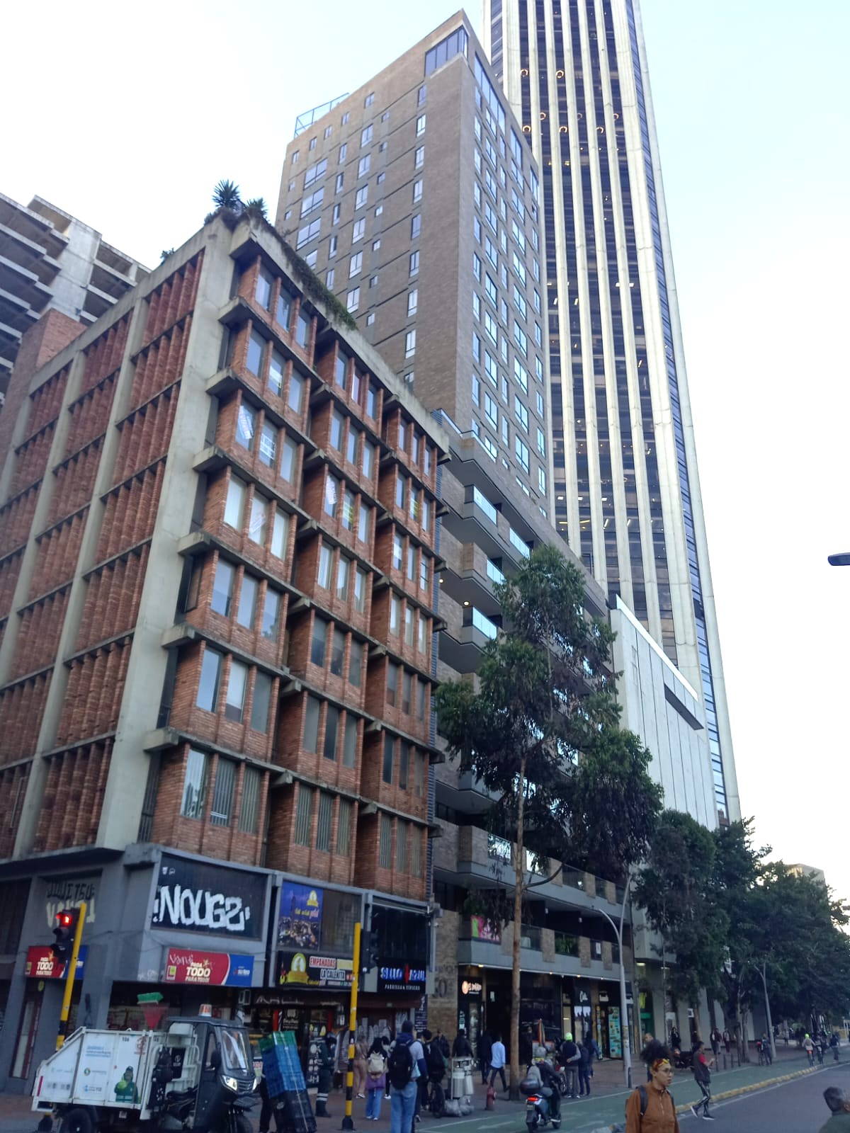 Apartamento en venta en Las Nieves, Bogotá · foto 3 de 16