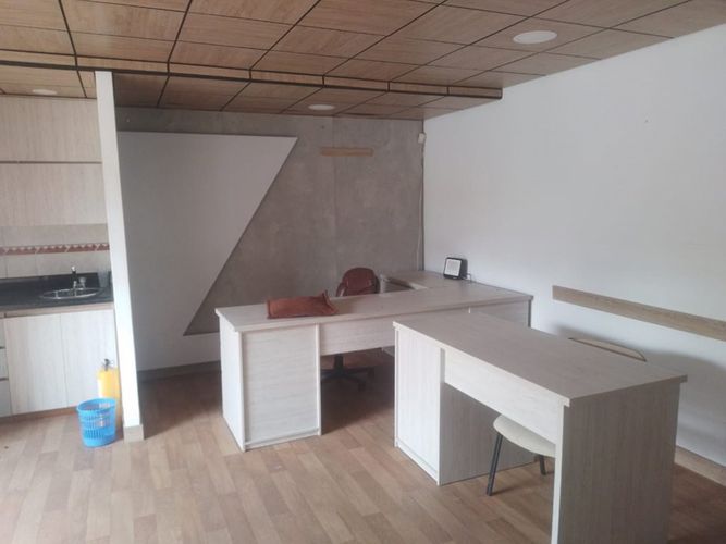 Bodega en arriendo en Camparola, Itagüí, 650 m² · foto 12 de 17