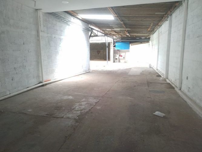 Bodega en arriendo en Camparola, Itagüí, 650 m² · foto 3 de 17