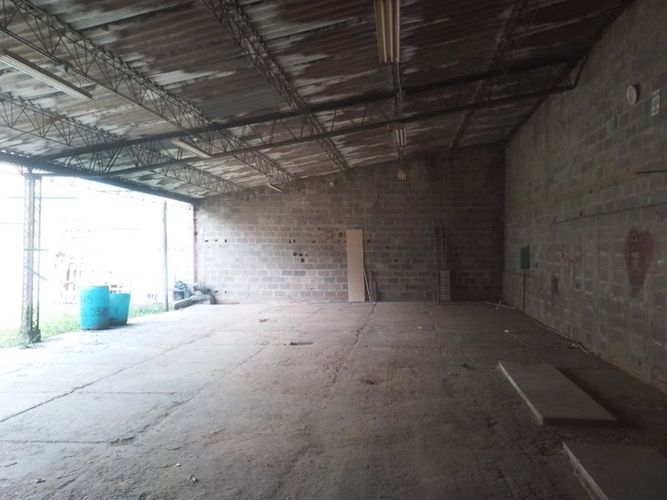 Bodega en arriendo en Camparola, Itagüí, 650 m² · foto 8 de 17