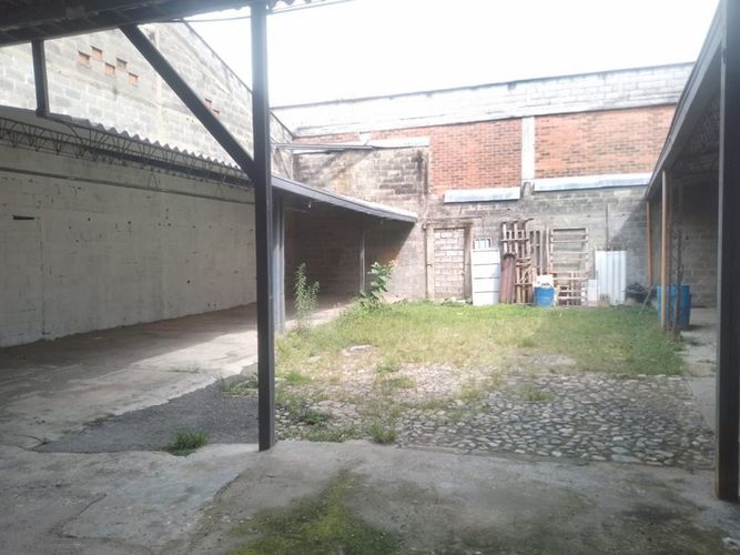 Bodega en arriendo en Camparola, Itagüí, 650 m² · foto 7 de 17