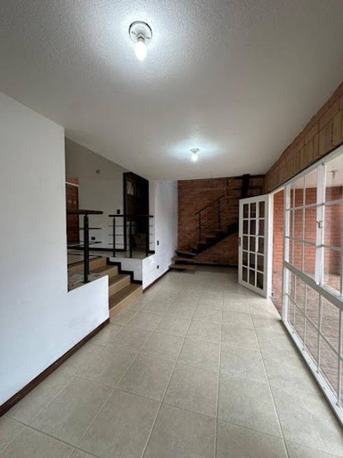 Casa de 6 alcobas en venta en La Milagrosa, La Ceja, 230 m² · foto 5 de 24