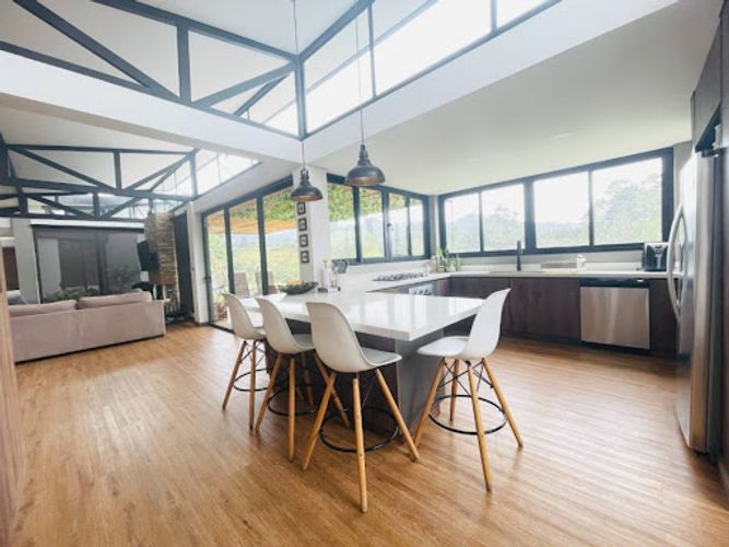 Casa de 5 alcobas en venta en El Carmen, El Retiro, 350 m² · foto 8 de 24