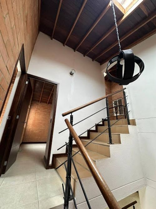 Casa de 6 alcobas en venta en La Milagrosa, La Ceja, 230 m² · foto 8 de 24