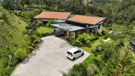 3BR House in El carmen (330 m²) - 2
