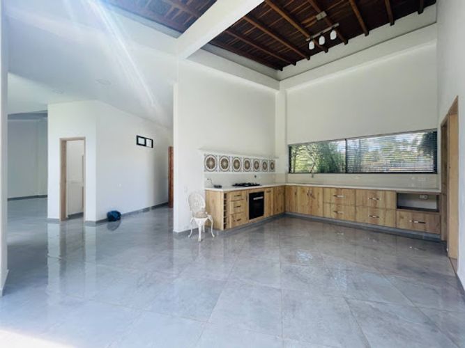 Casa de 5 alcobas en venta en Guamito, La Ceja, 240 m² · foto 9 de 24