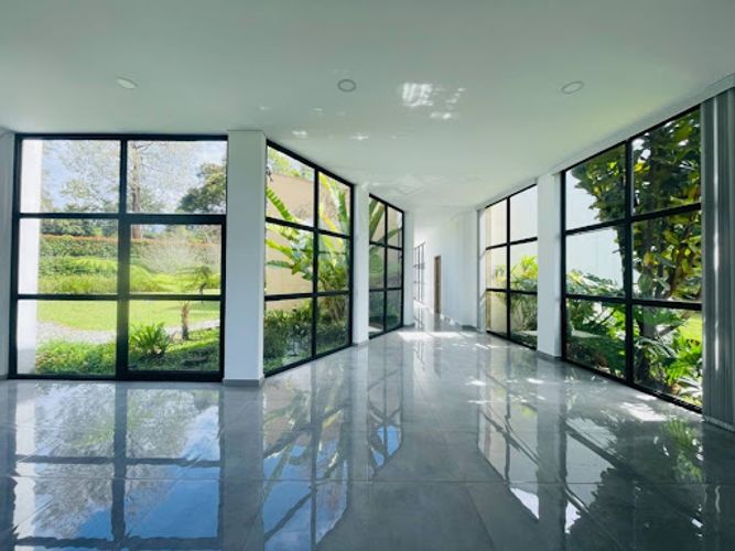 Casa de 5 alcobas en venta en Guamito, La Ceja, 240 m² · foto 11 de 24