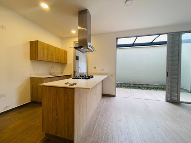 Casa de 3 alcobas en venta en La Ceja, 137 m² · foto 4 de 24
