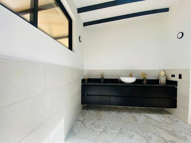 Casa de 3 alcobas en venta en La Milagrosa, La Ceja, 485 m² · foto 14 de 22