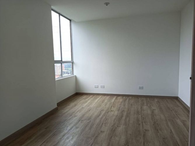 Apartamento de 2 alcobas en arriendo en Camino Verde, Envigado, 80 m² · foto 16 de 17